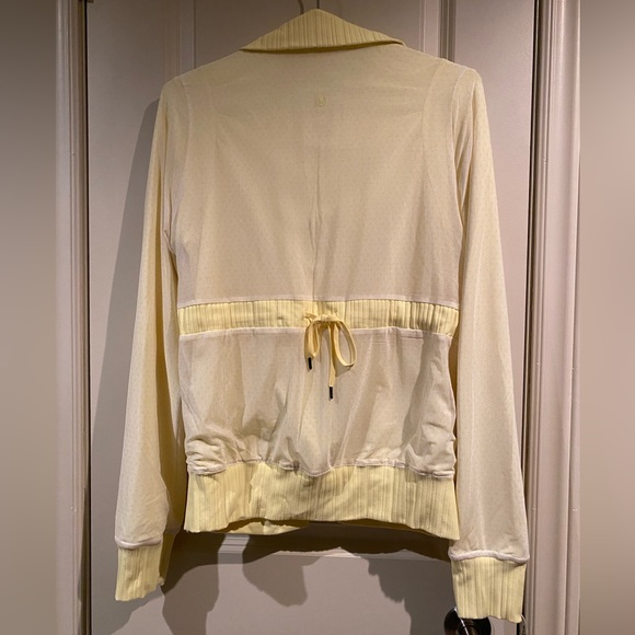 LULULEMON RAJA REVERSIBLE JACKET sz 8 - Picture 3 of 10